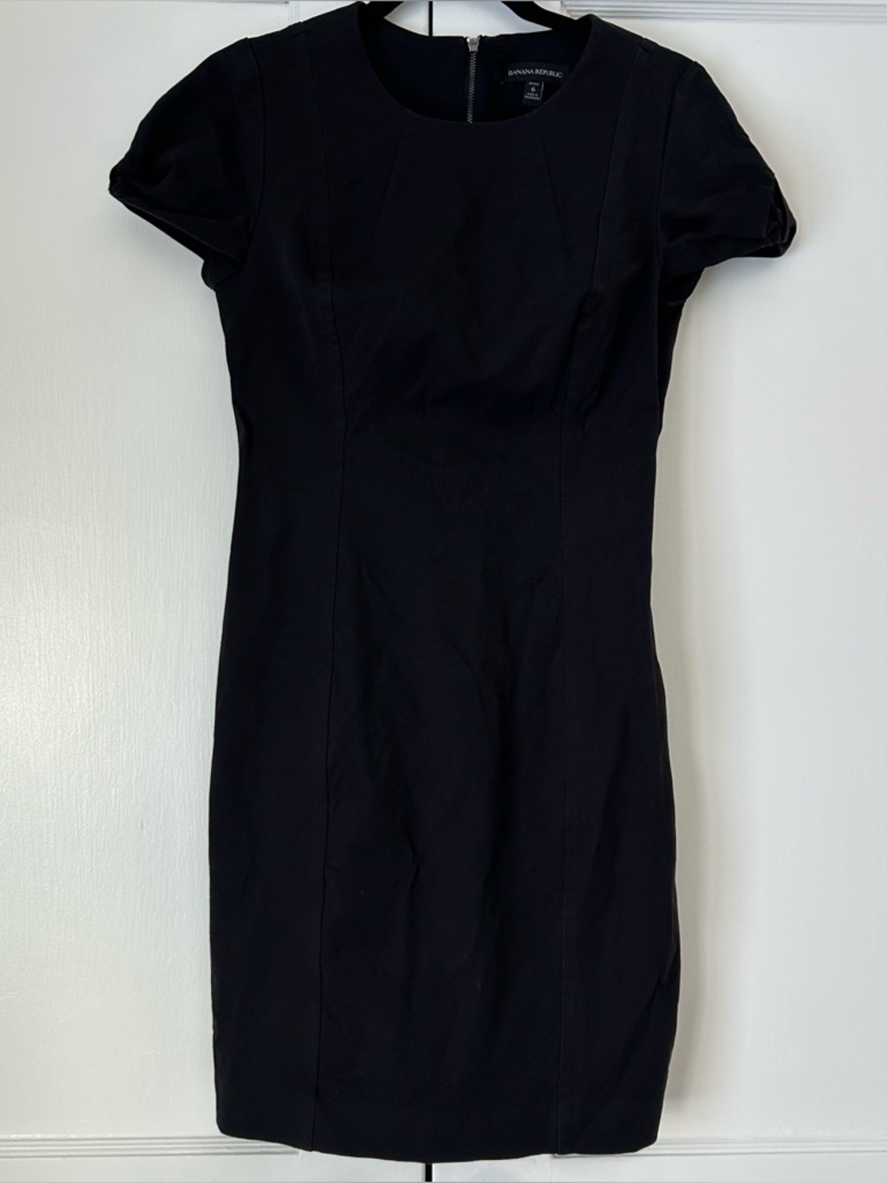 Banana Republic Pleated Cap Sleeve Sheath Cocktail Dress Black Size 6 Petite